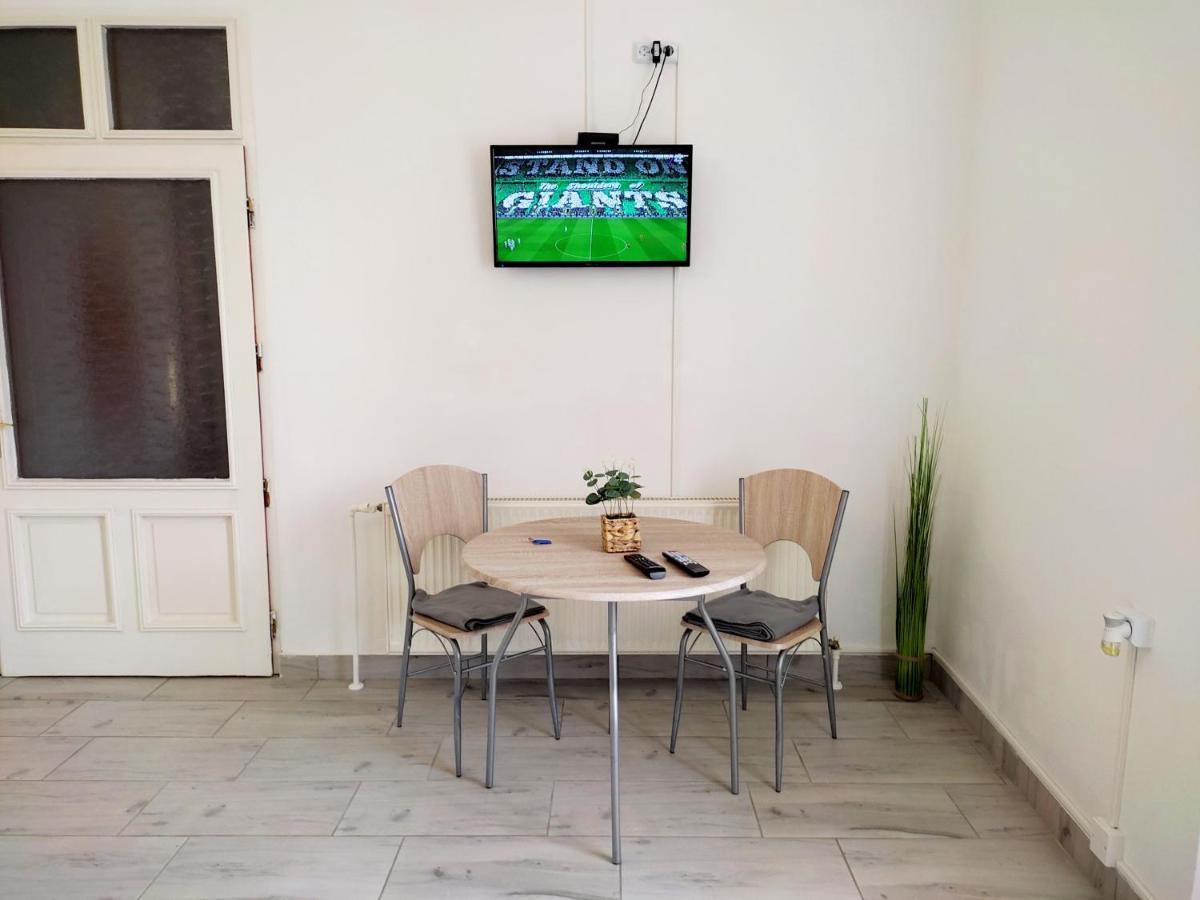 Panorama Apartman Vac Bagian luar foto