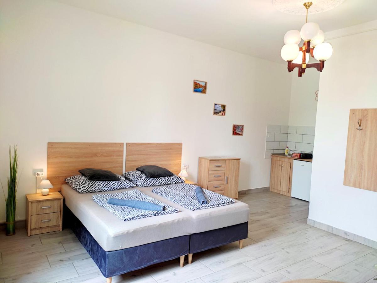 Panorama Apartman Vac Bagian luar foto